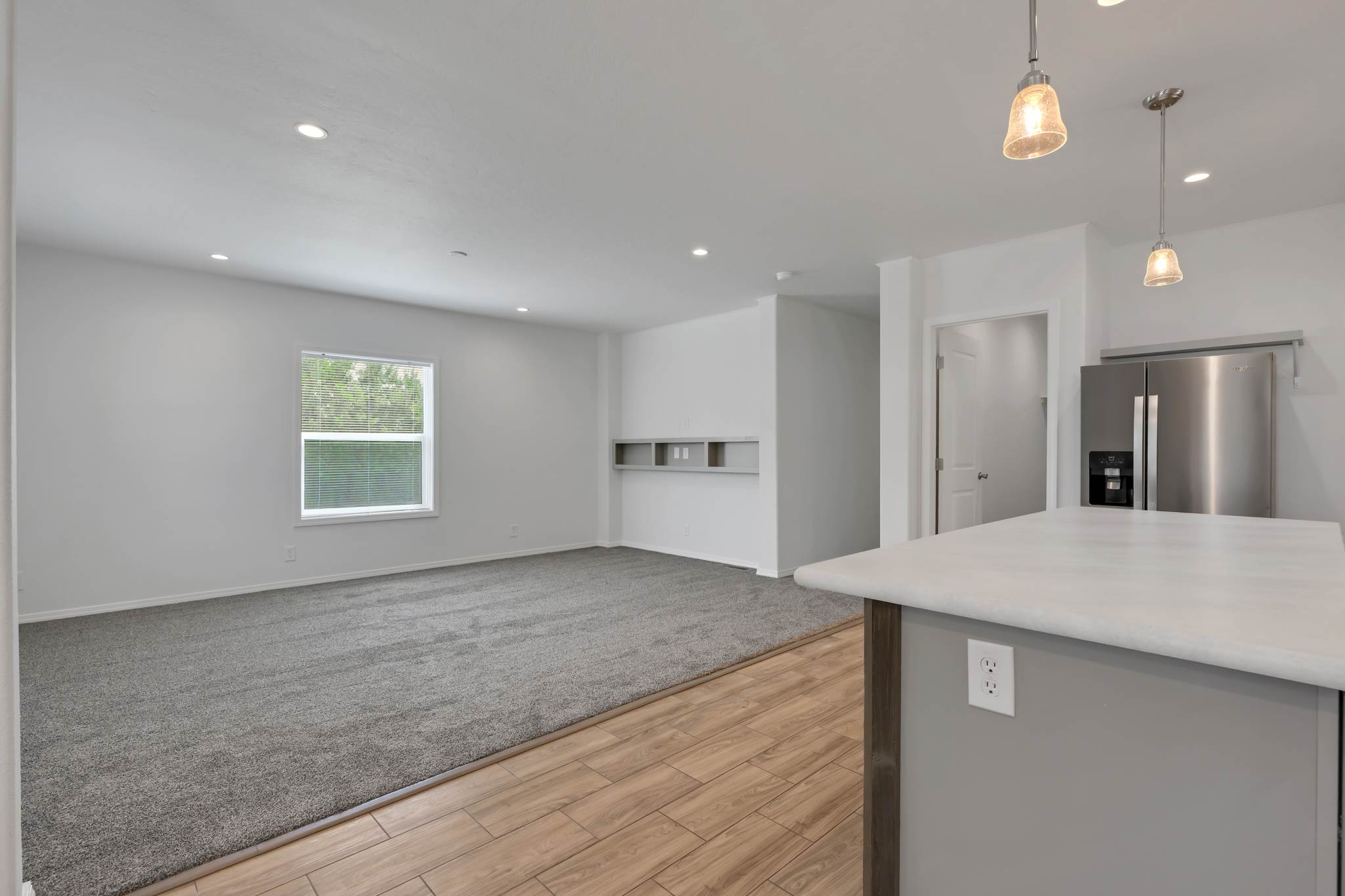 890 Hidden Valley Rd, Bozeman, MT 59718