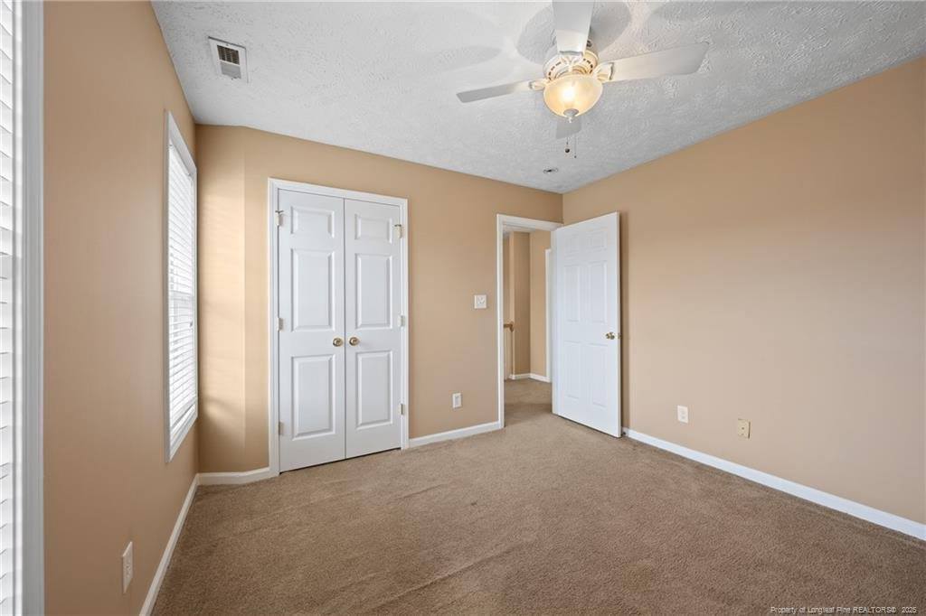 5504 Shady Pine Court, Hope Mills, NC 28348