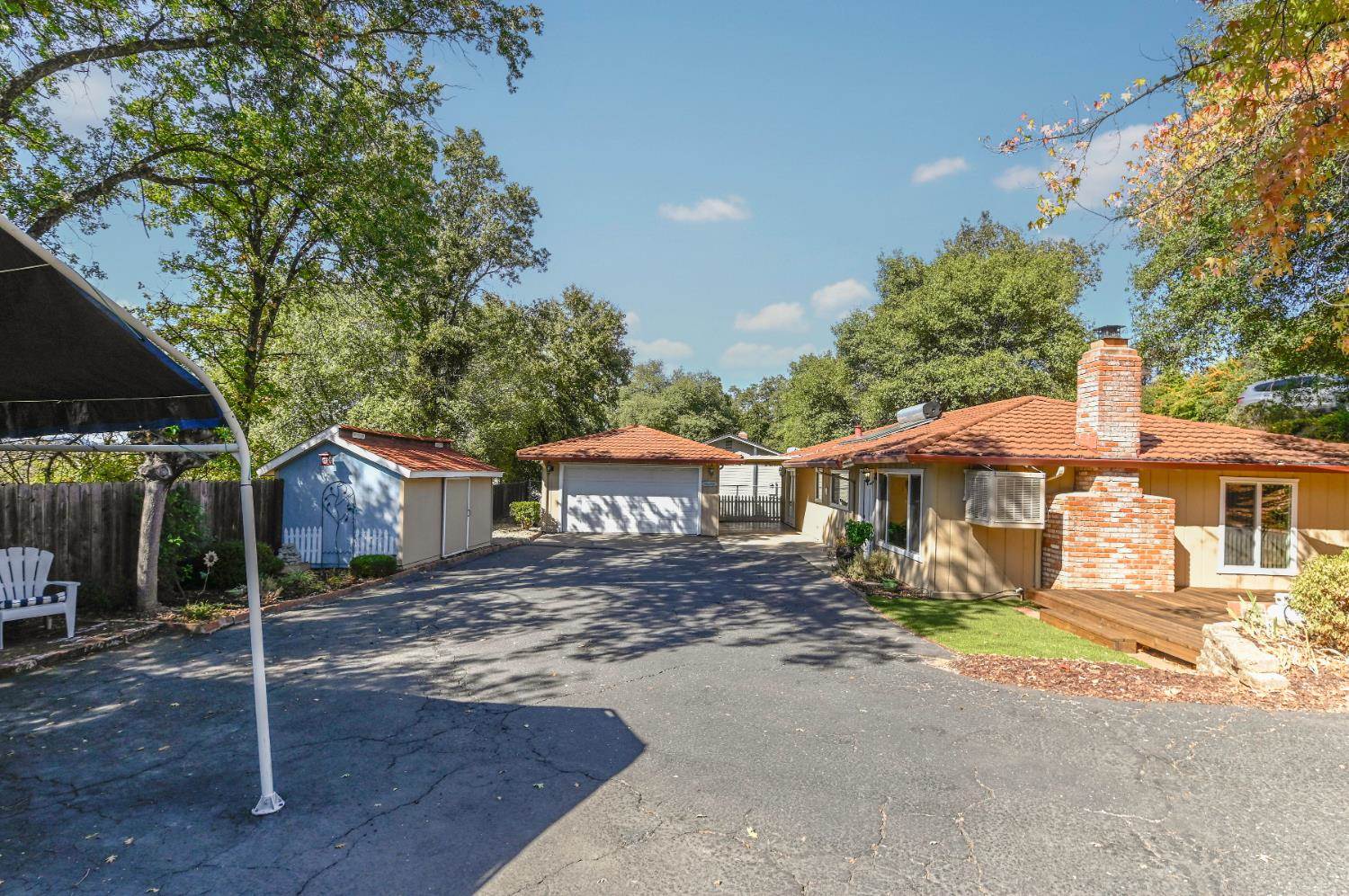 690 Amador, Angels Camp, CA 95222