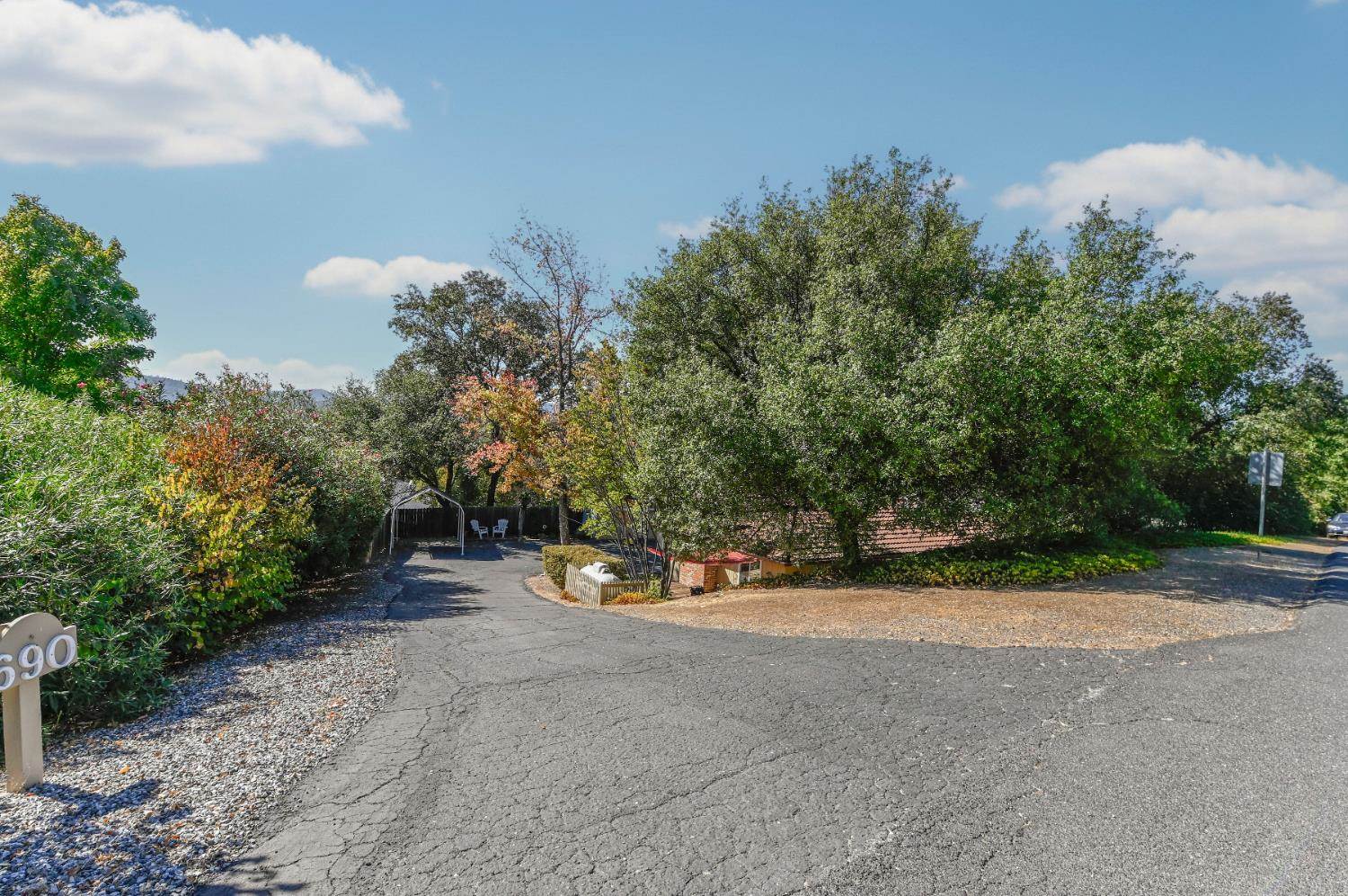 690 Amador, Angels Camp, CA 95222