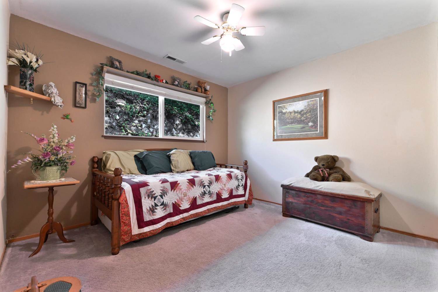 690 Amador, Angels Camp, CA 95222