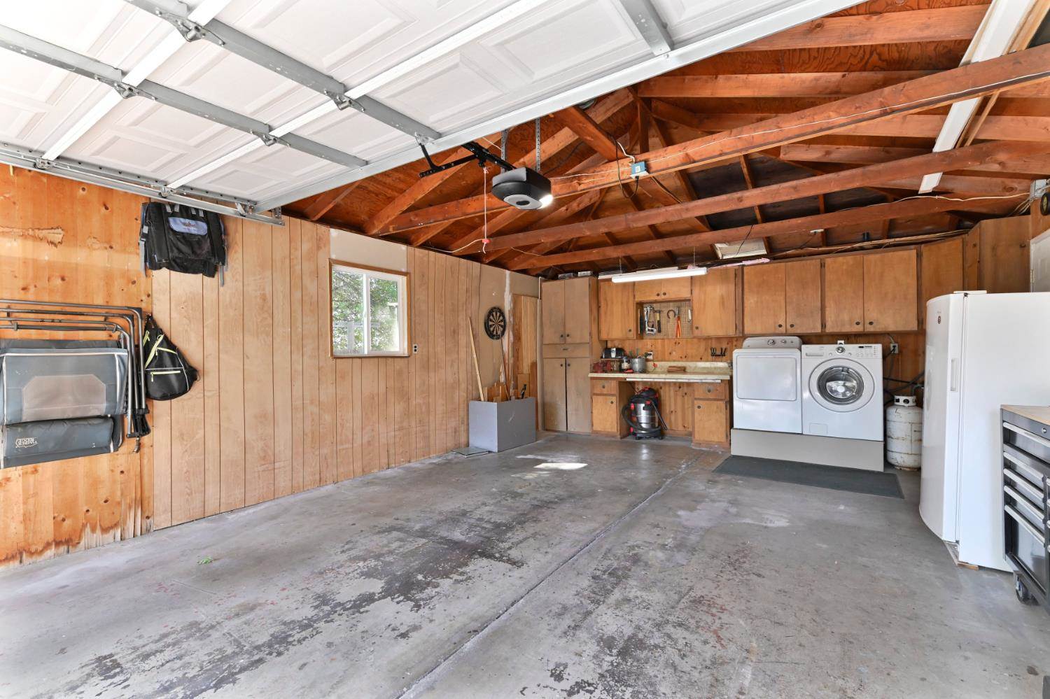 690 Amador, Angels Camp, CA 95222