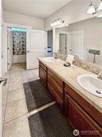 1533 Vineyard Avenue SE, Olympia, WA 98501