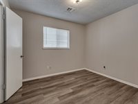 1106 East Alice Street, Shawnee, OK 74801