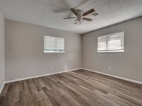 1106 East Alice Street, Shawnee, OK 74801