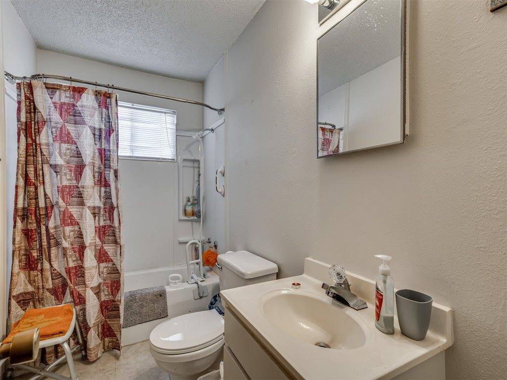 1102 East Alice Street, Shawnee, OK 74801