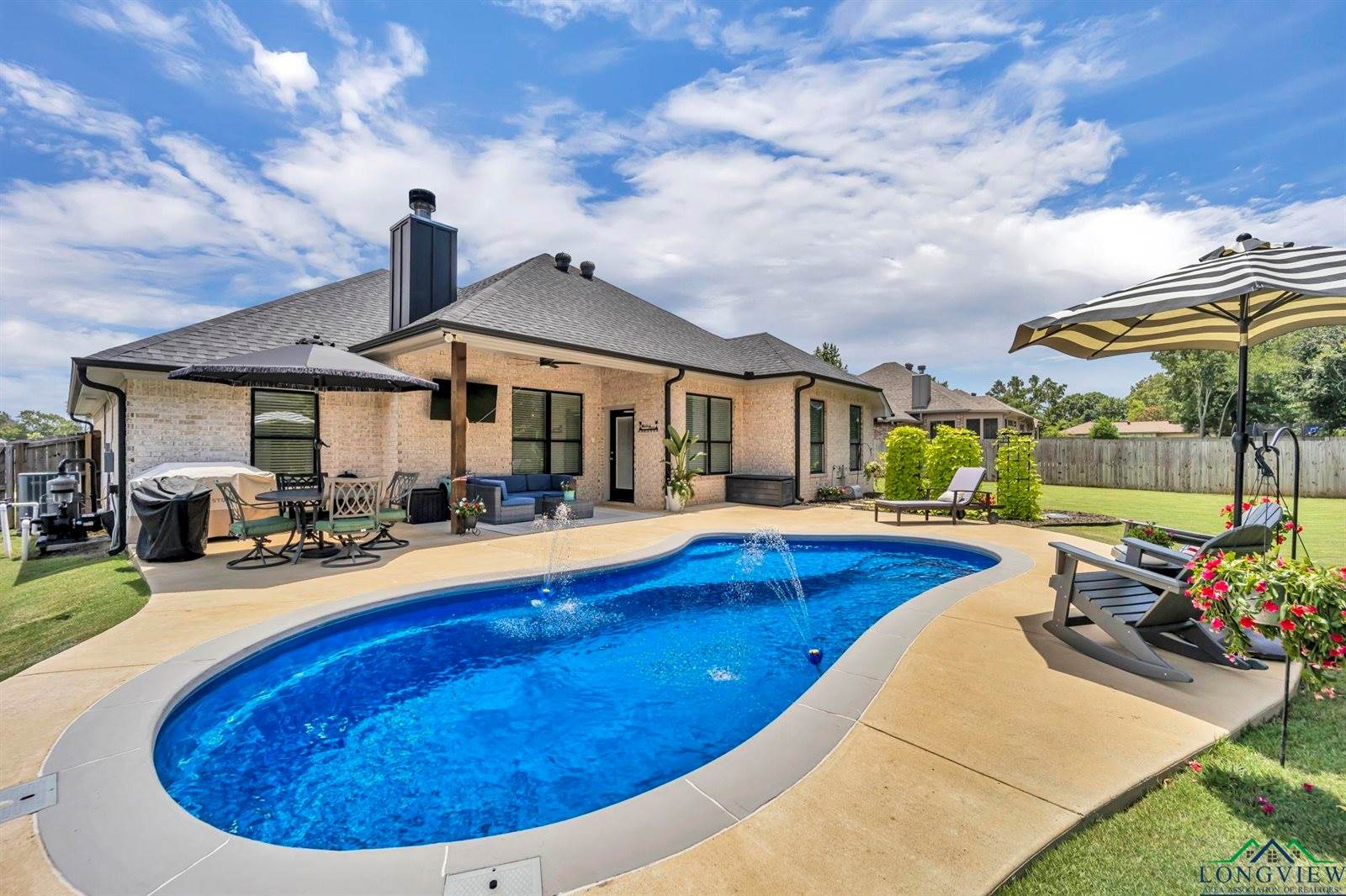 17182 Ironwood Dr, Flint, TX 75762