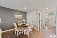 354 Country Club Court, Eldridge, IA 52748