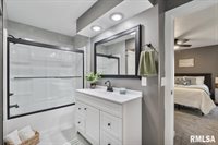 354 Country Club Court, Eldridge, IA 52748