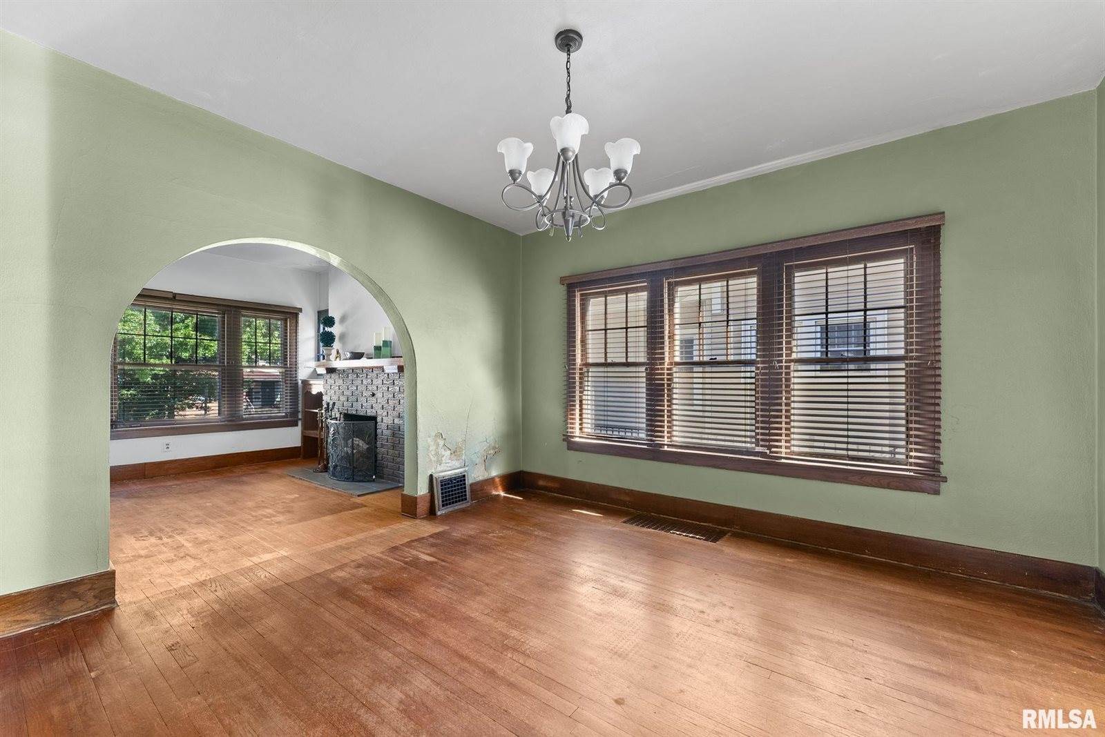 1131 East Central Park Avenue, Davenport, IA 52803