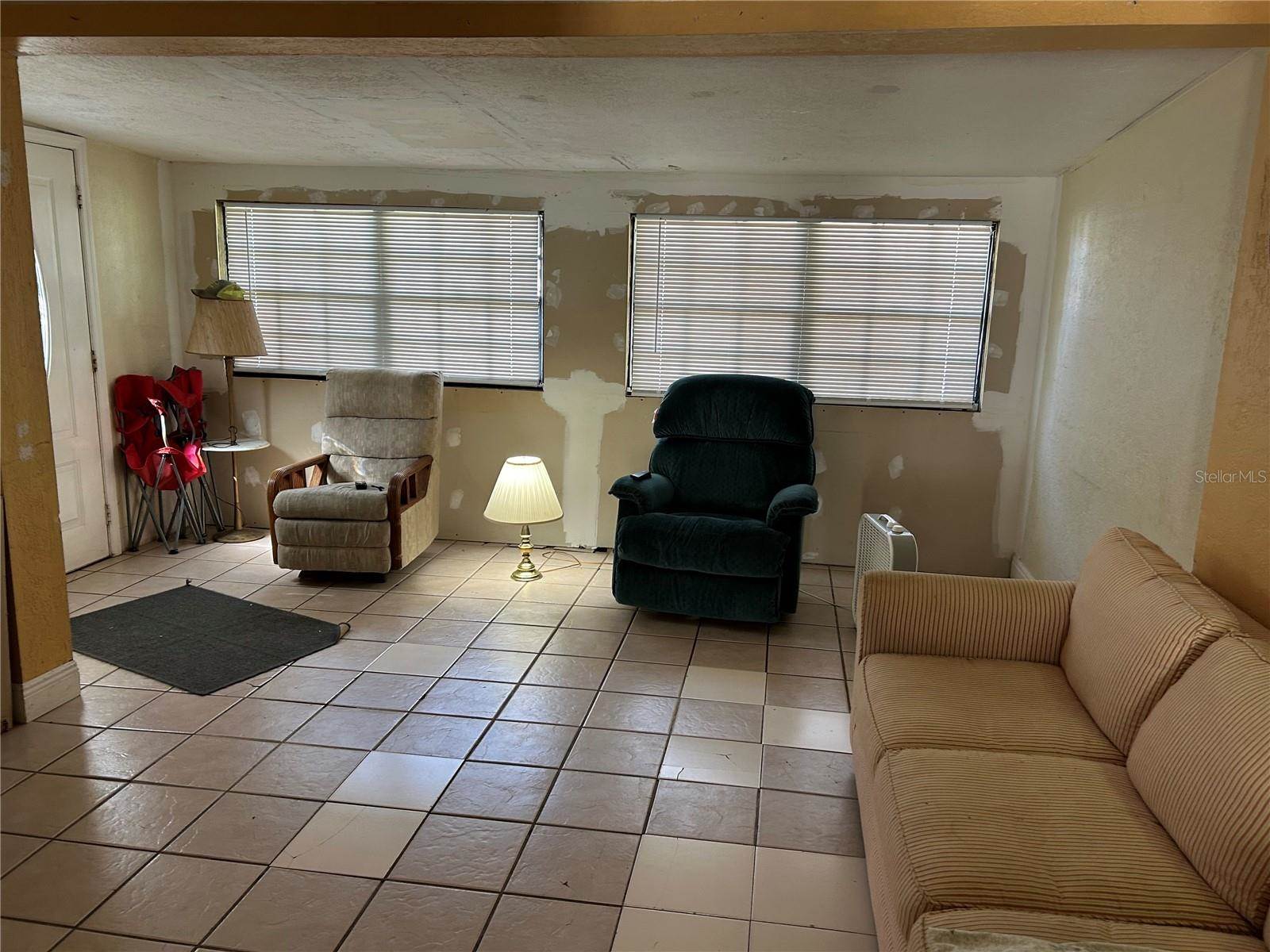 2130 Olentary Street, Sarasota, FL 34231