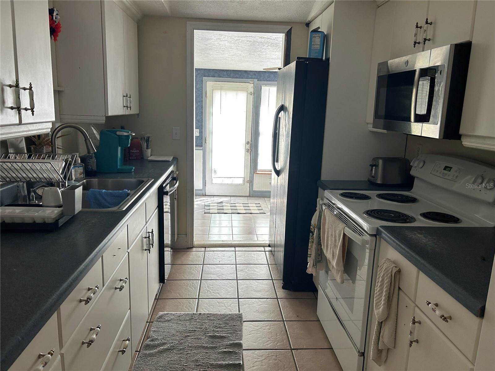 2130 Olentary Street, Sarasota, FL 34231