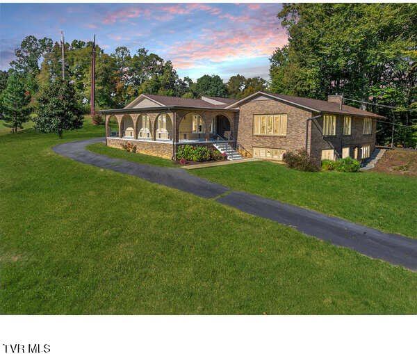 1080 Hidden Valley Road, Kingsport, TN 37663