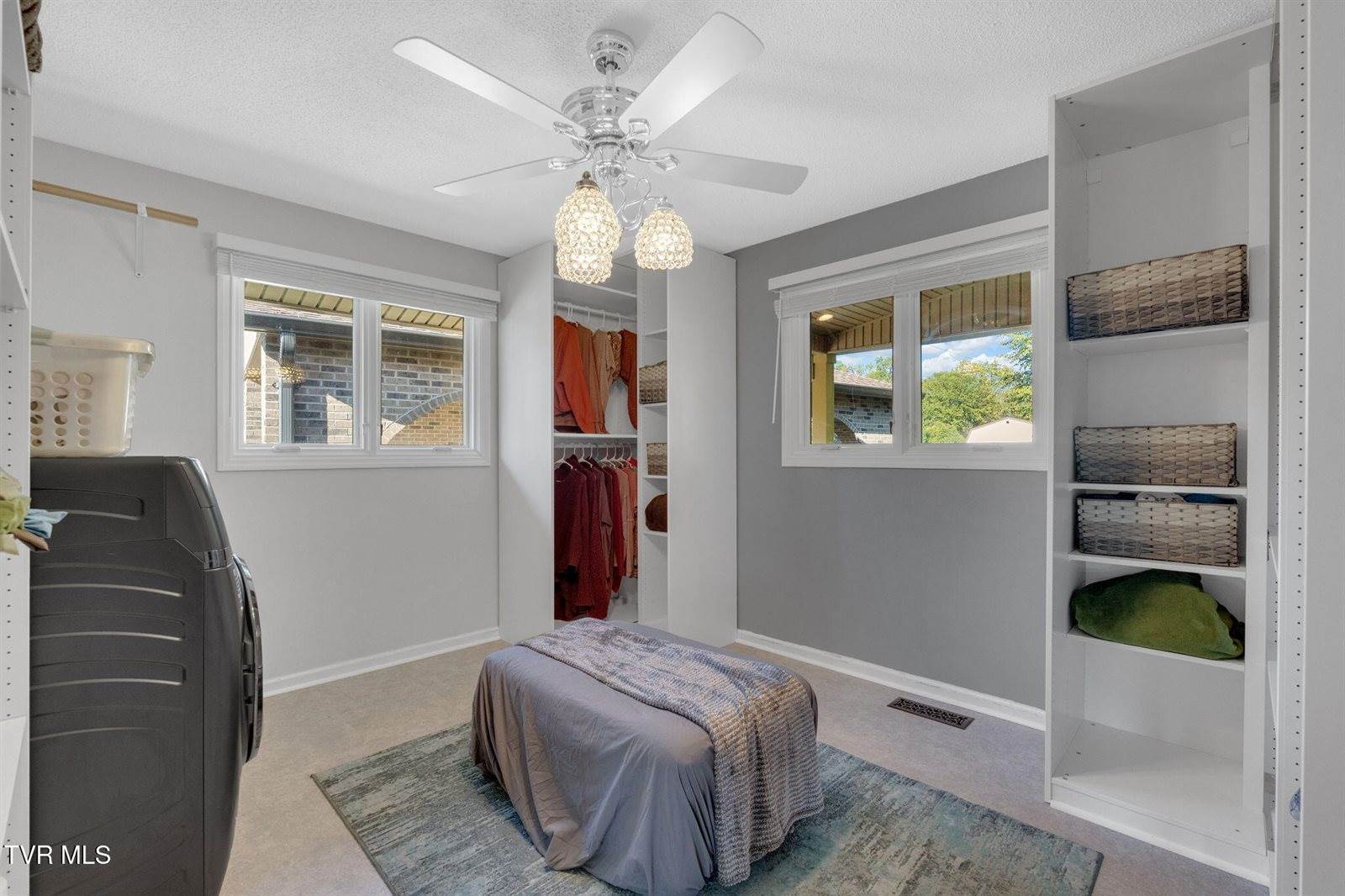 1080 Hidden Valley Road, Kingsport, TN 37663