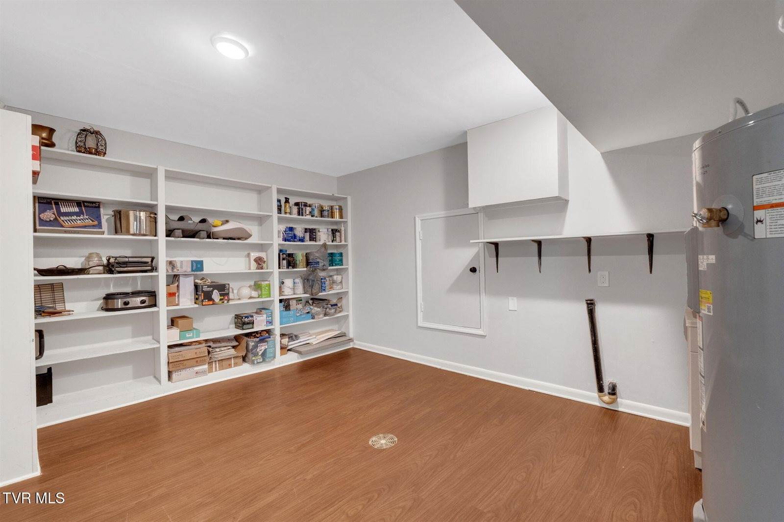 1080 Hidden Valley Road, Kingsport, TN 37663