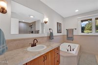 1080 Hidden Valley Road, Kingsport, TN 37663