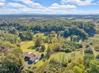 1080 Hidden Valley Road, Kingsport, TN 37663