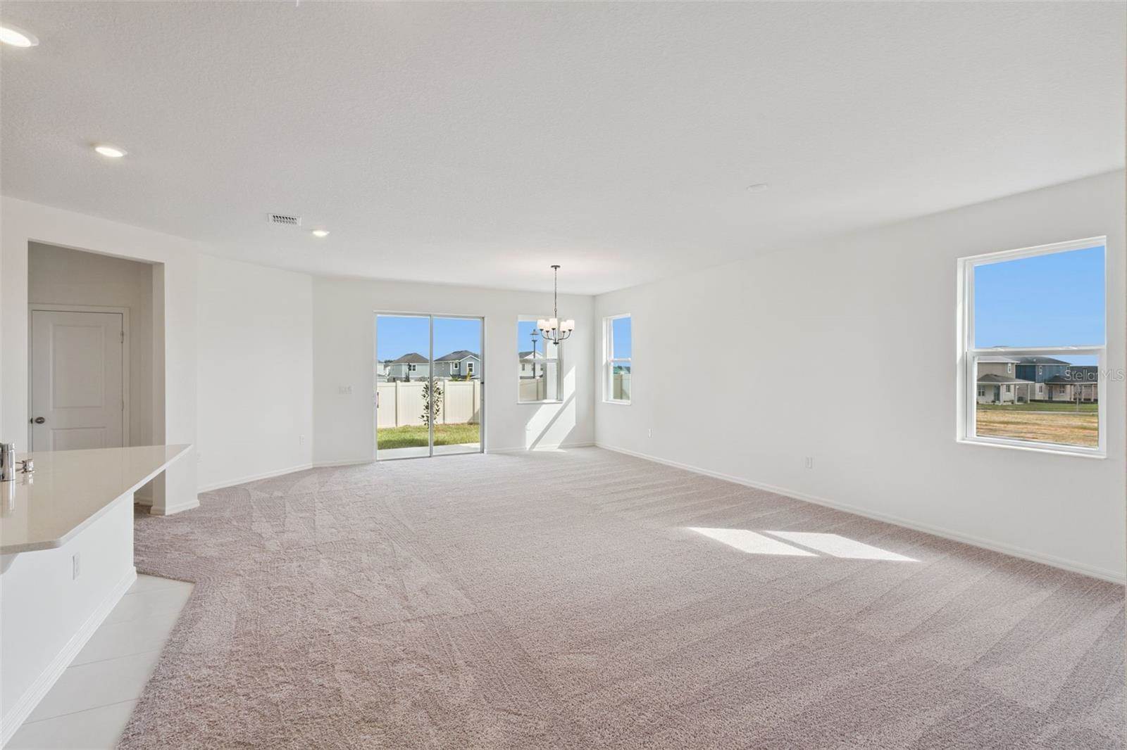 338 Ridgemark Avenue, Groveland, FL 34736