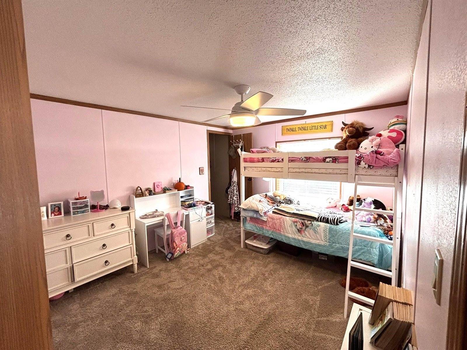 405 31st Ave SE, Minot, ND 58701