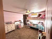 405 31st Ave SE, Minot, ND 58701