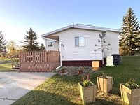 405 31st Ave SE, Minot, ND 58701