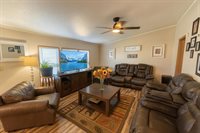 405 31st Ave SE, Minot, ND 58701