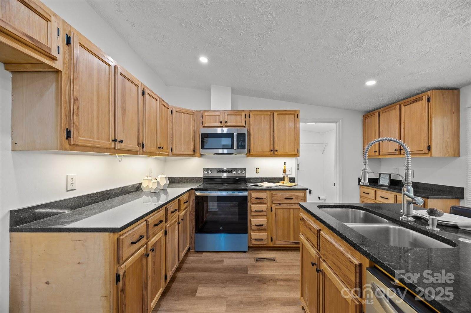 86 Tuts Terrace, Sylva, NC 28779