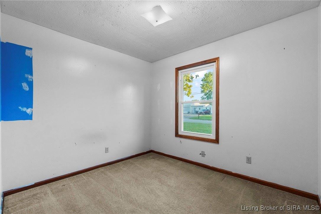 339 Bohart Lane, Charlestown, IN 47111