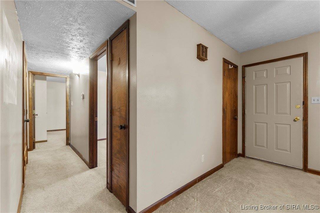 339 Bohart Lane, Charlestown, IN 47111