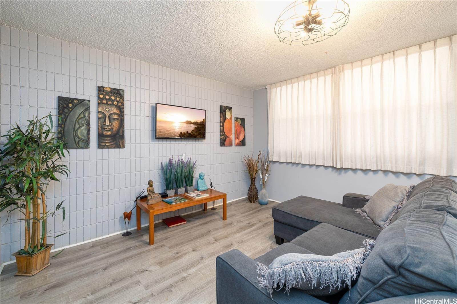 1911 Kalakaua Avenue, #406, Honolulu, HI 96815