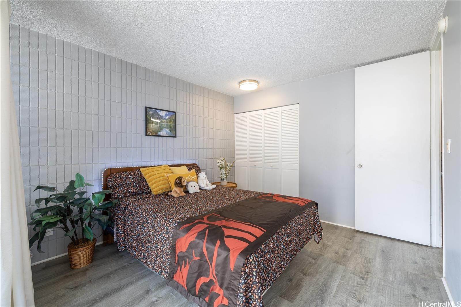 1911 Kalakaua Avenue, #406, Honolulu, HI 96815