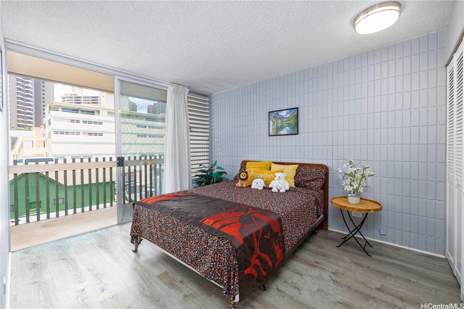 1911 Kalakaua Avenue, #406, Honolulu, HI 96815