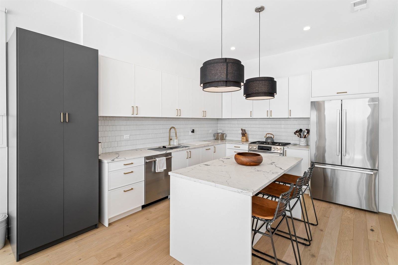 3018 West Lyndale Street, #3, Chicago, IL 60647