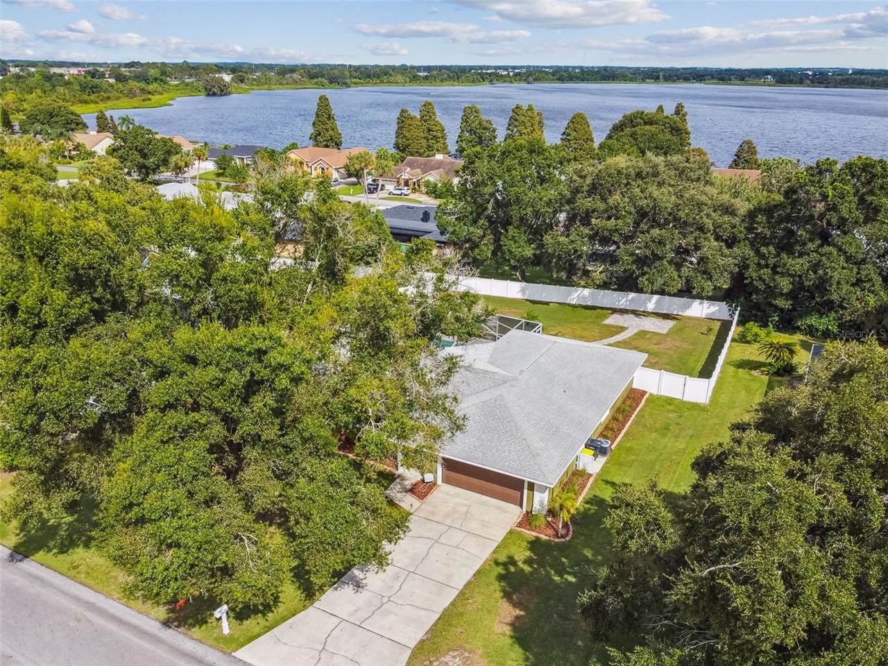 425 Flagler Road, Winter Haven, FL 33884