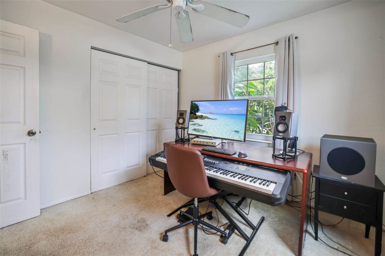 1004 7TH Street South, Safety Harbor, FL 34695