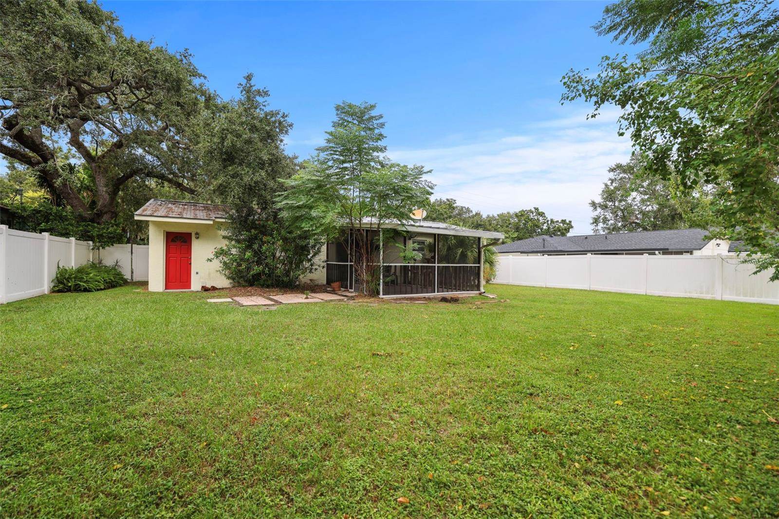 1004 7TH Street South, Safety Harbor, FL 34695