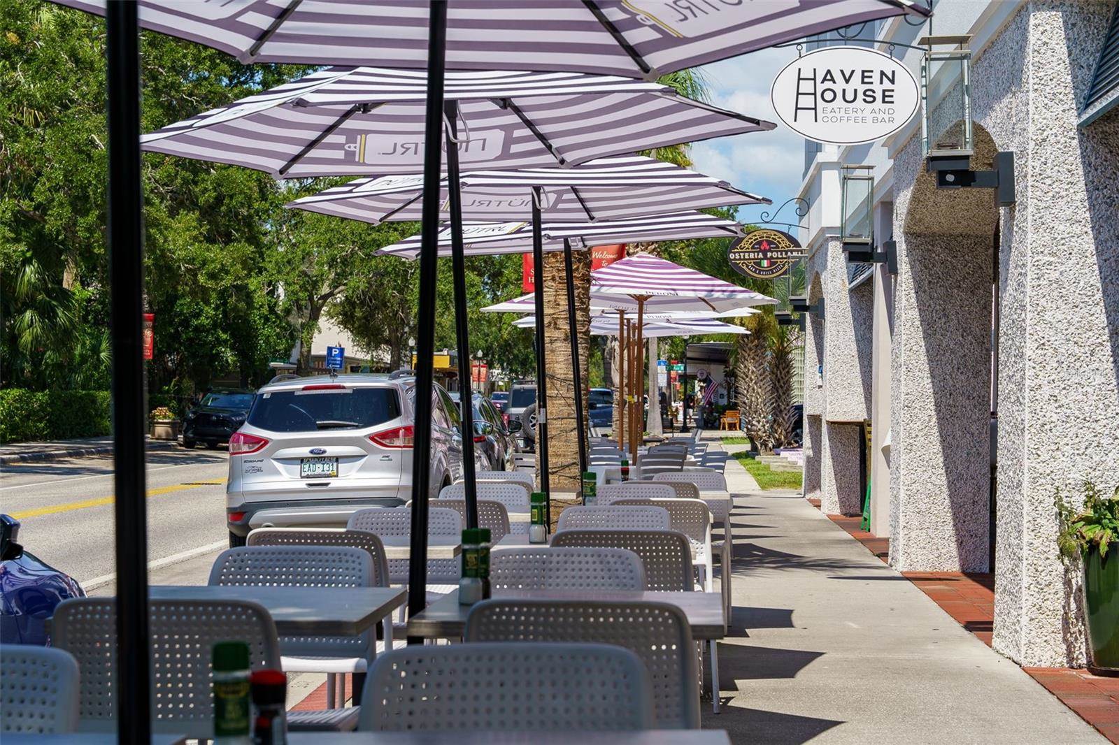 1004 7TH Street South, Safety Harbor, FL 34695