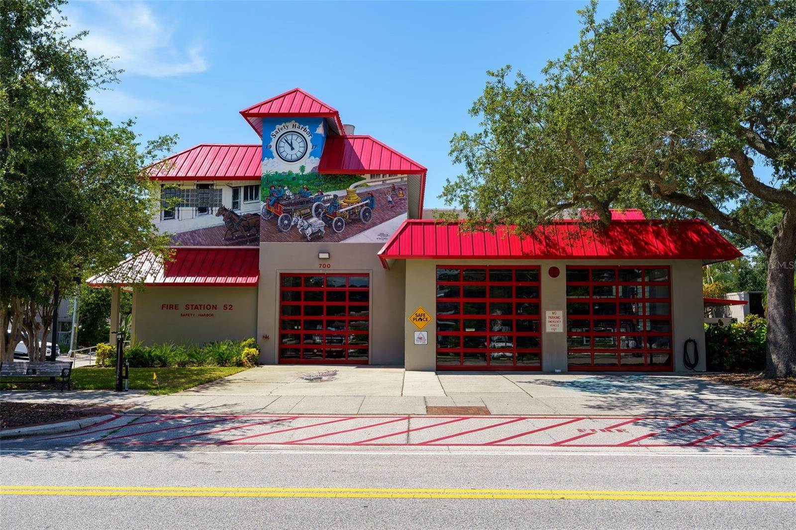 1004 7TH Street South, Safety Harbor, FL 34695