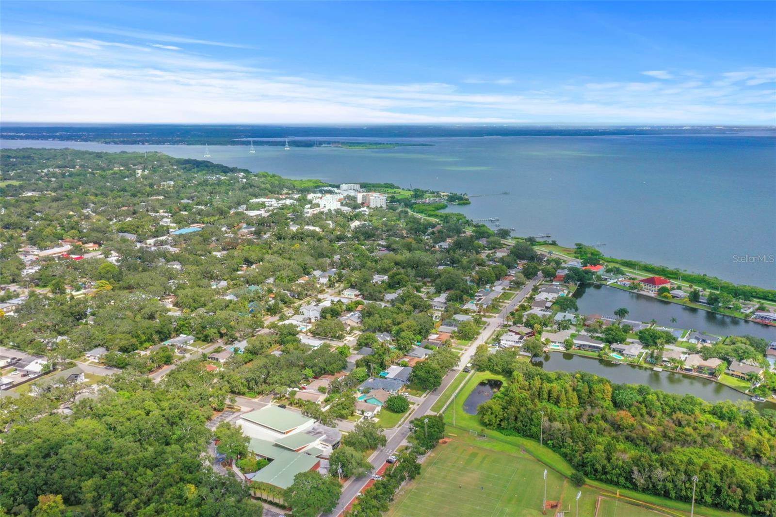 1004 7TH Street South, Safety Harbor, FL 34695