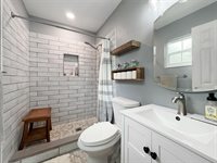 1004 7TH Street South, Safety Harbor, FL 34695