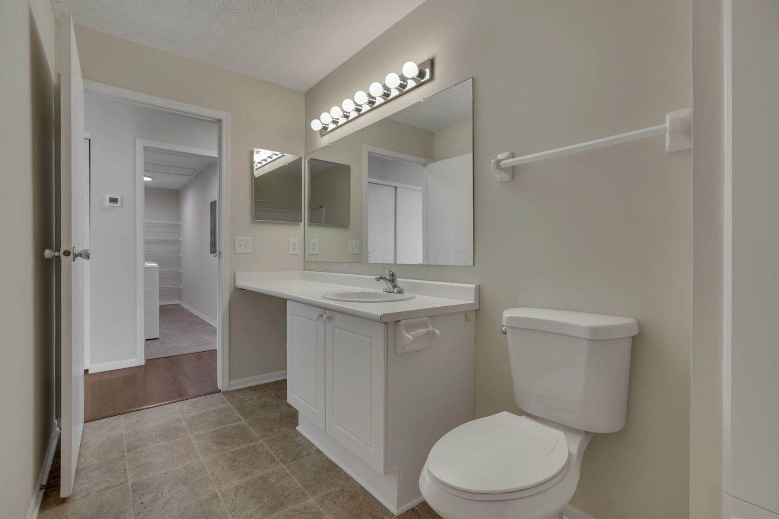 1935 Kyger Drive, Columbus, OH 43228