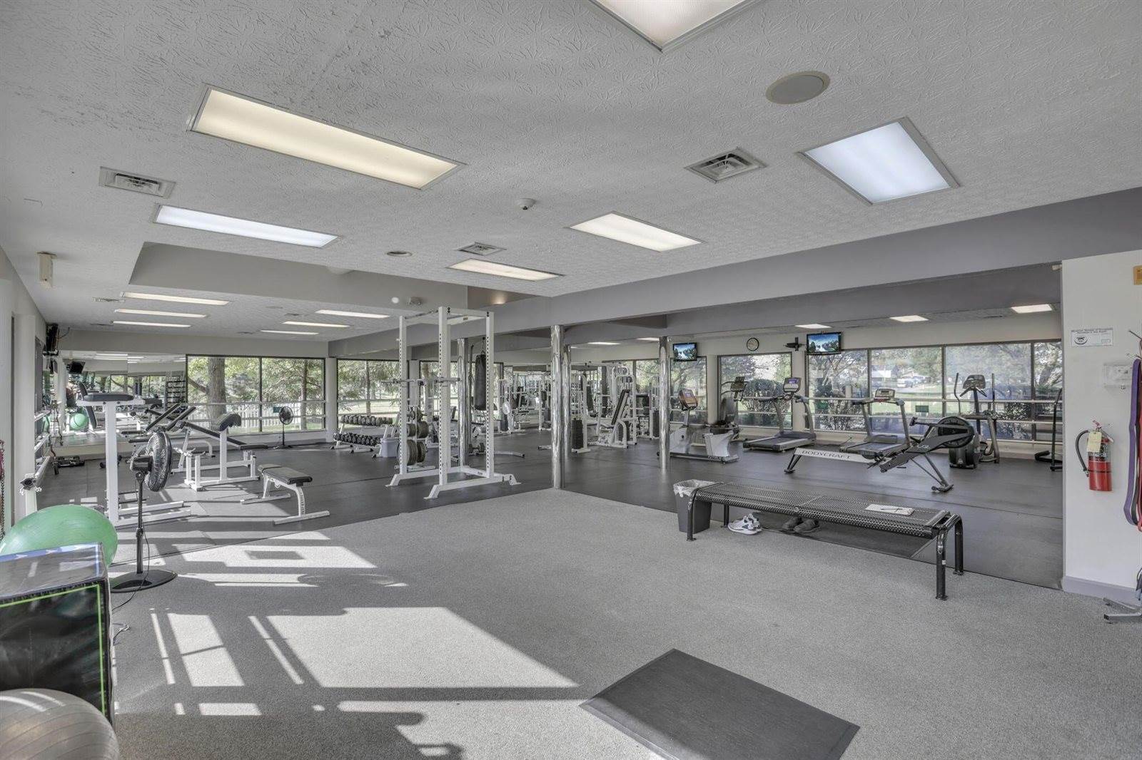 1935 Kyger Drive, Columbus, OH 43228