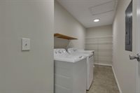 1935 Kyger Drive, Columbus, OH 43228