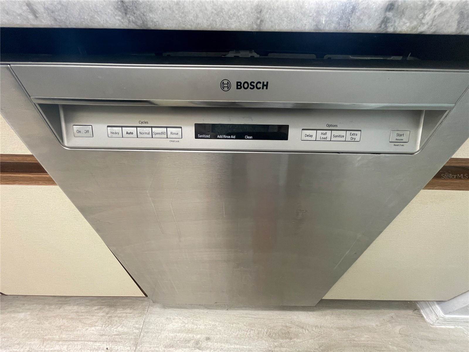 11301 80TH Avenue, Seminole, FL 33772