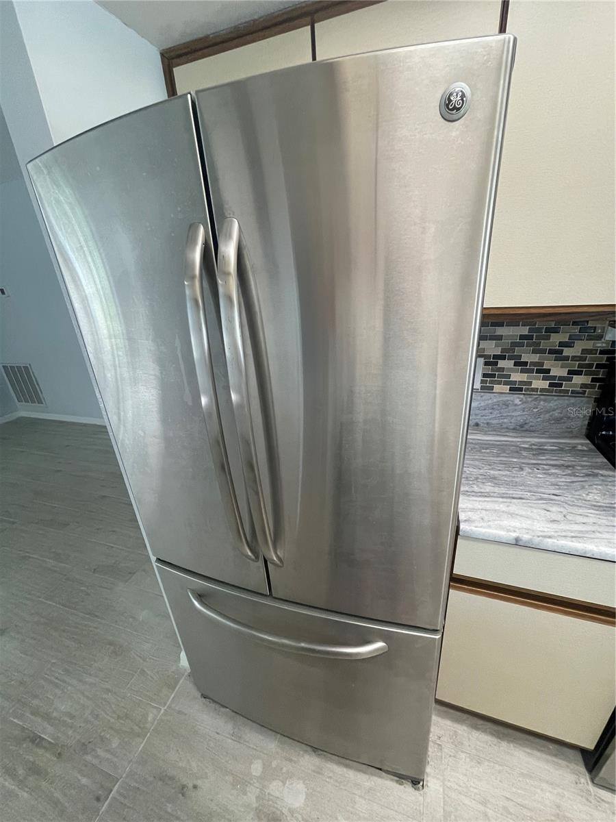 11301 80TH Avenue, Seminole, FL 33772