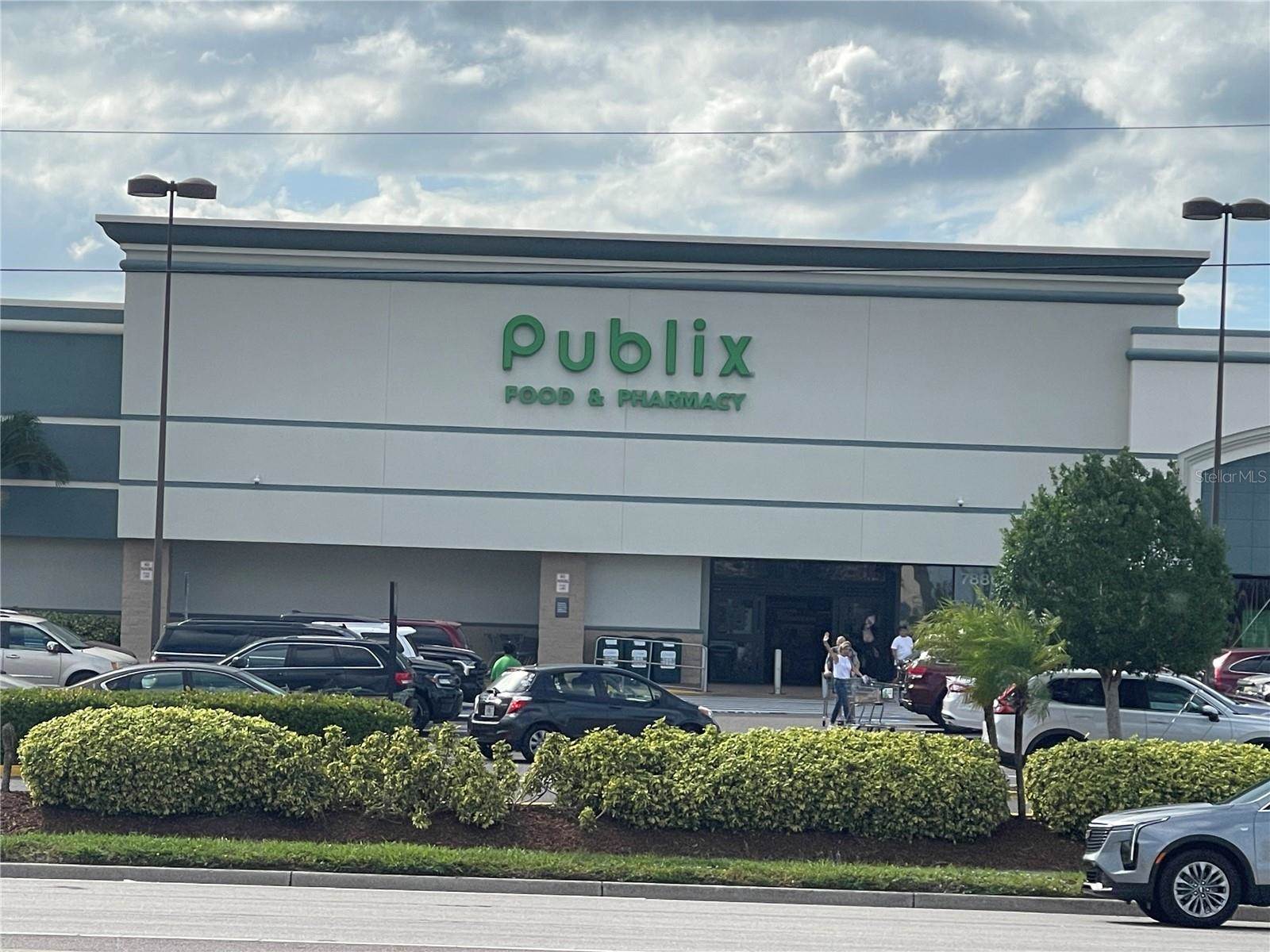 11301 80TH Avenue, Seminole, FL 33772