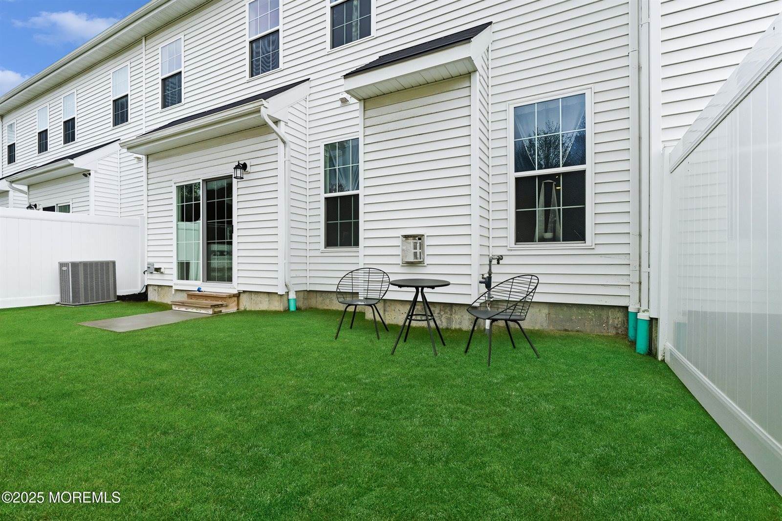 130 Woolley Court, Oakhurst, NJ 07755