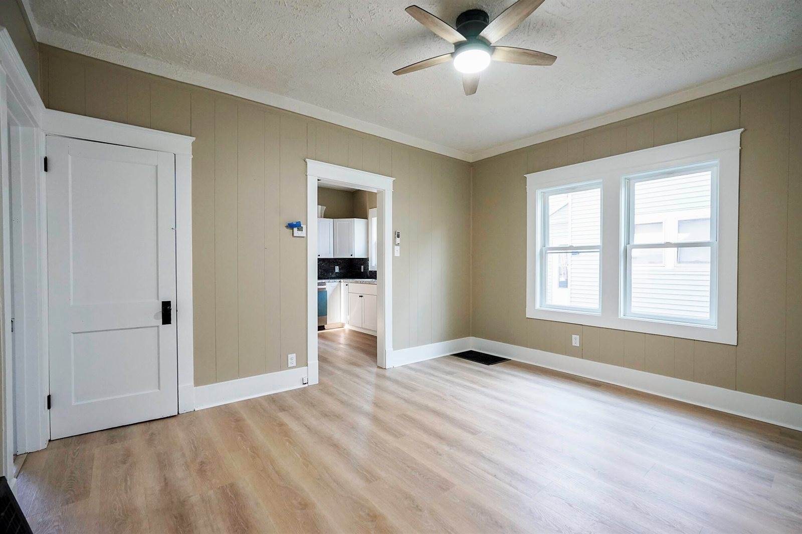 742 Ave F, Council Bluffs, IA 51503