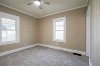 742 Ave F, Council Bluffs, IA 51503