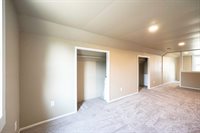 742 Ave F, Council Bluffs, IA 51503